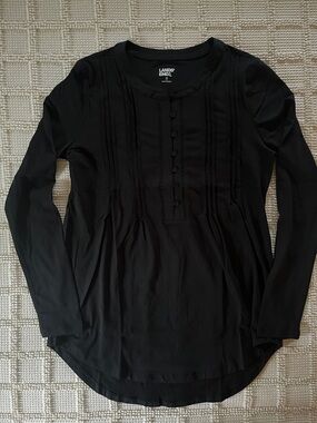 Lands' End Black Long-Sleeve Pintuck Button Front Top